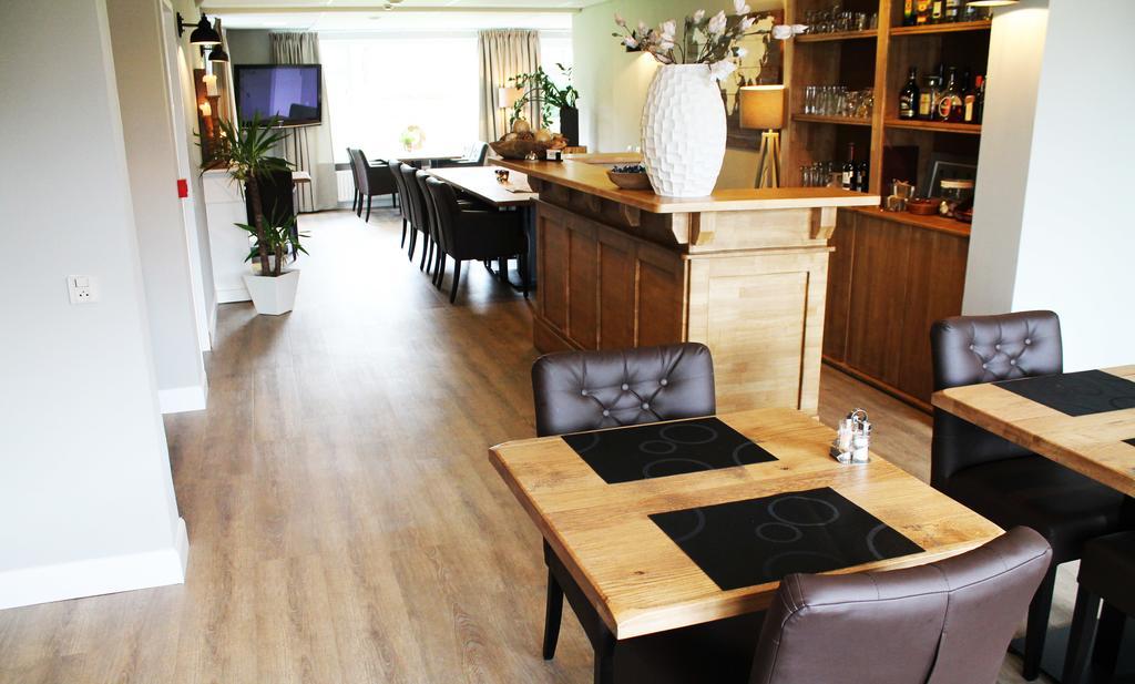 Hotel Triniteit Terneuzen Bagian luar foto