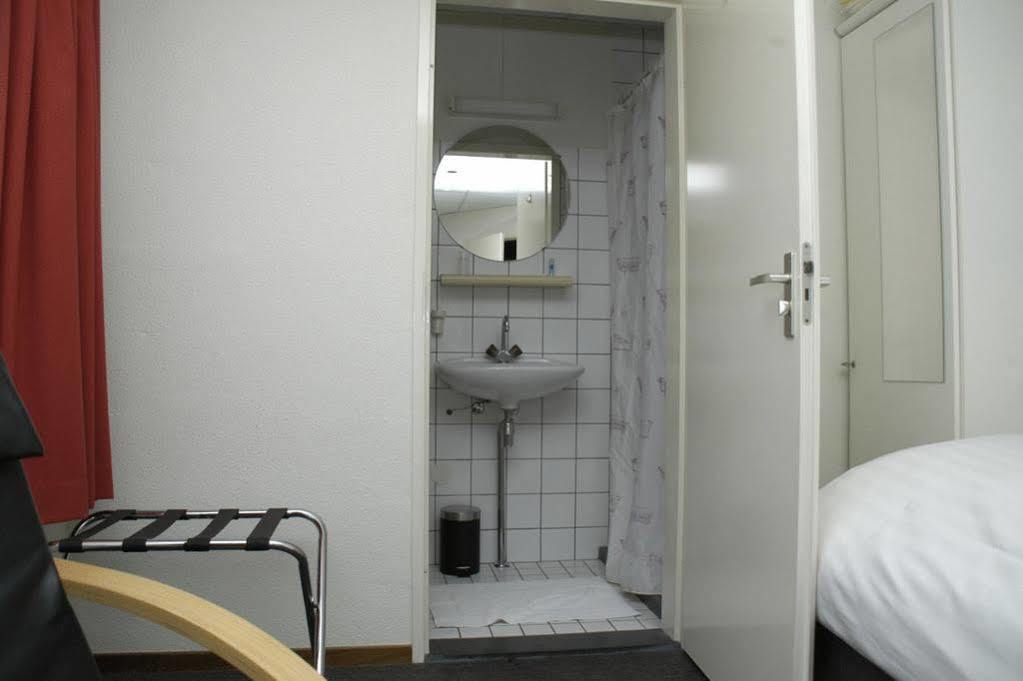Hotel Triniteit Terneuzen Bagian luar foto